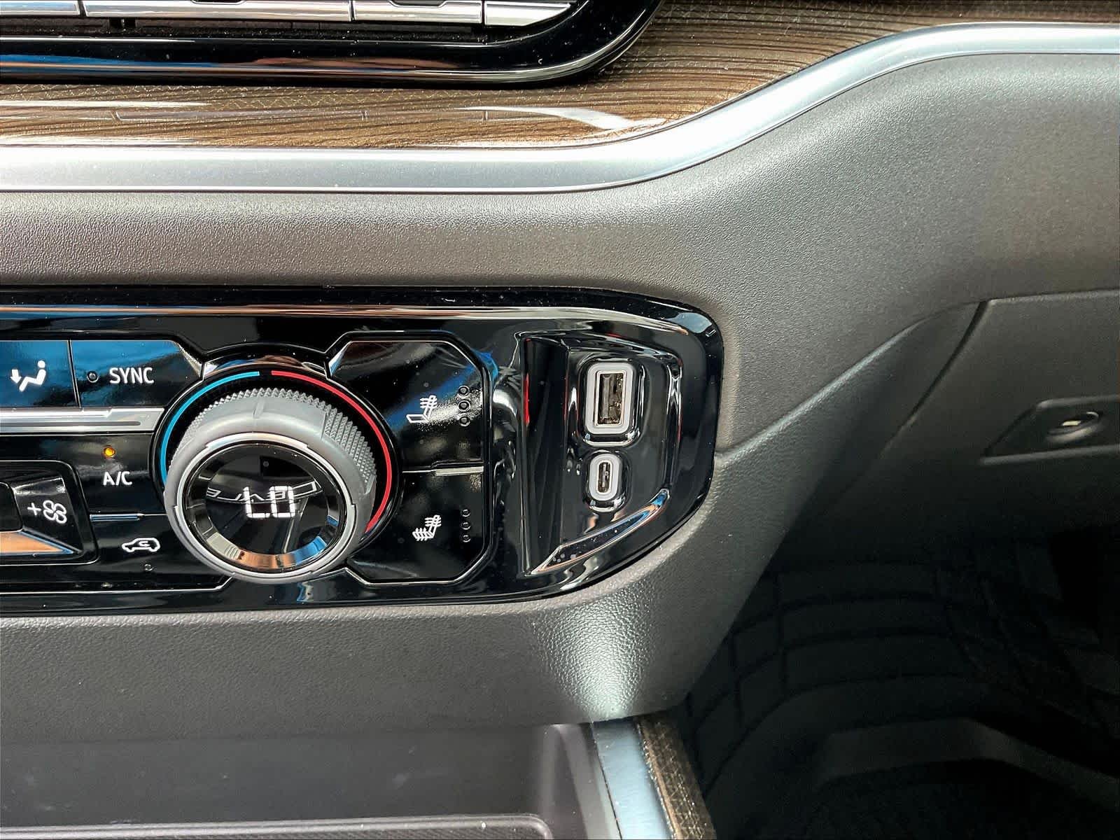 2023 Chevrolet Silverado 1500 RST - Photo 19