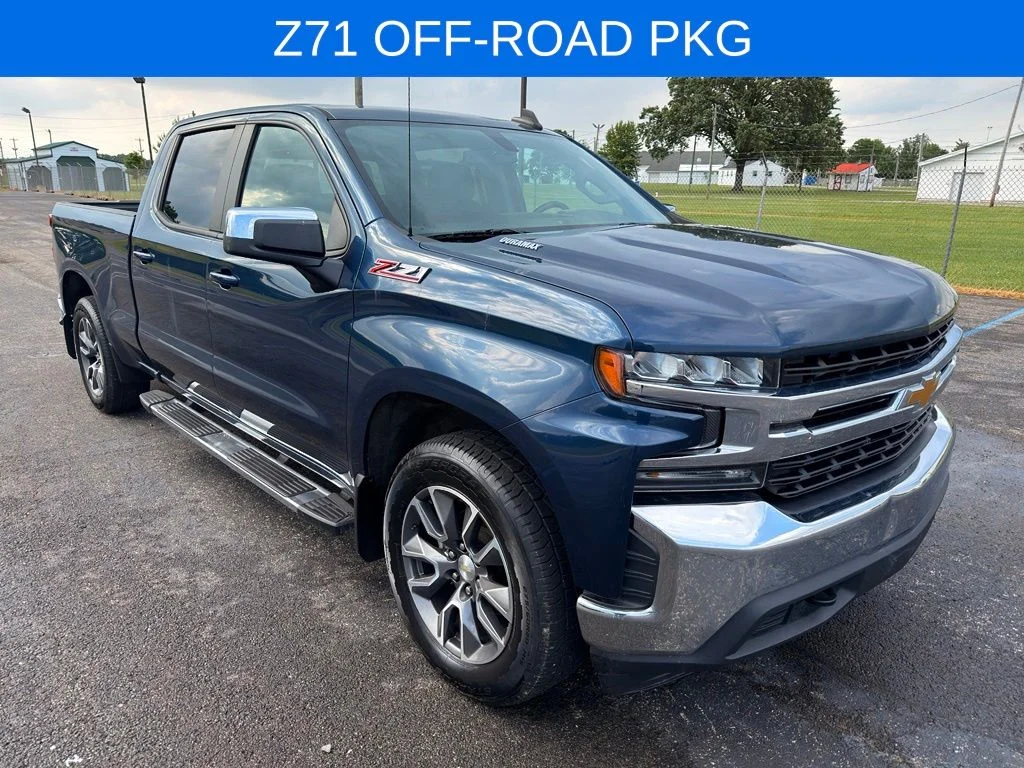 Used 2020 Blue Chevrolet LT image 8