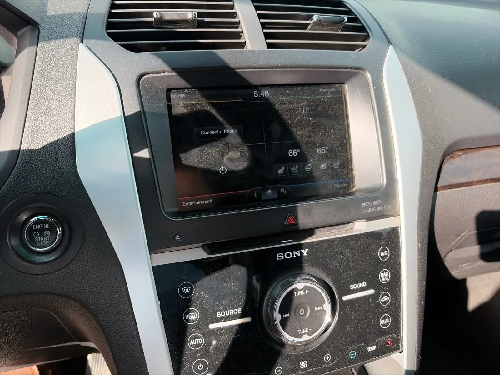 Used 2015 Tuxedo Black Metallic Ford Limited image 3