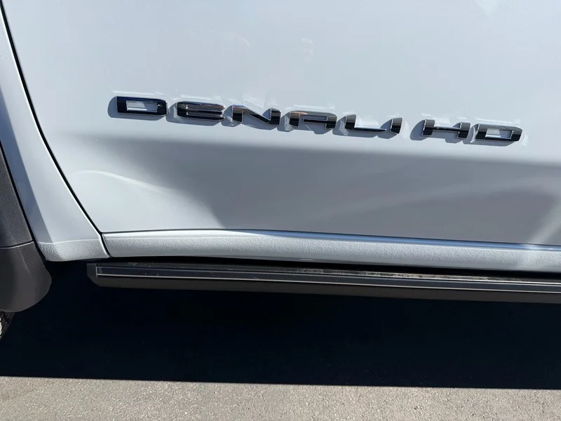 New 2026 Glacier White Tricoat GMC Denali Ultimate image 23