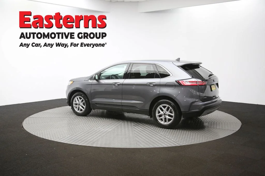 Used 2024 Gray Ford SEL image 60