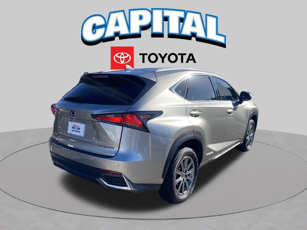 Used 2019 Silver Lexus 300h image 16