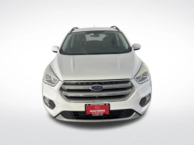 Used 2017 White Ford SE image 4