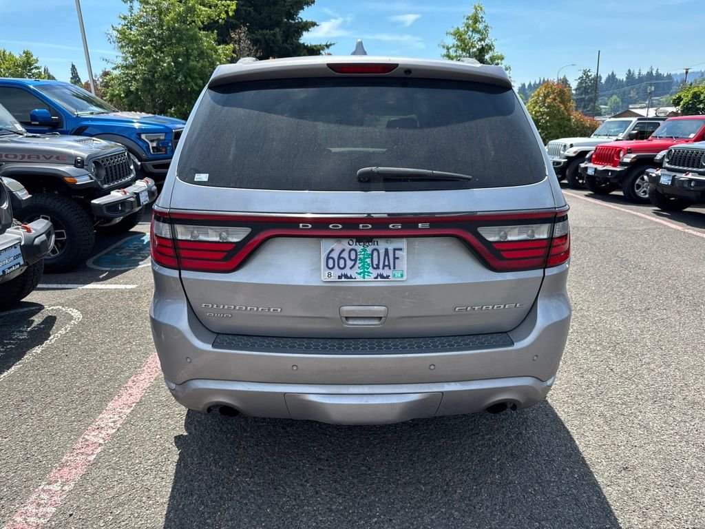Used 2016 Silver Dodge Citadel image 7