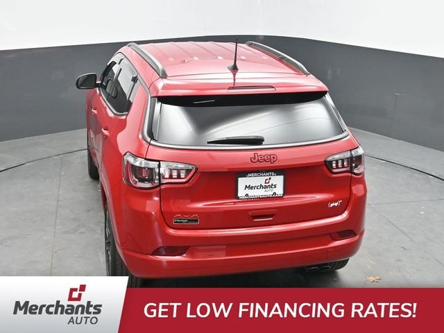 Used 2022 Red Jeep Limited image 37