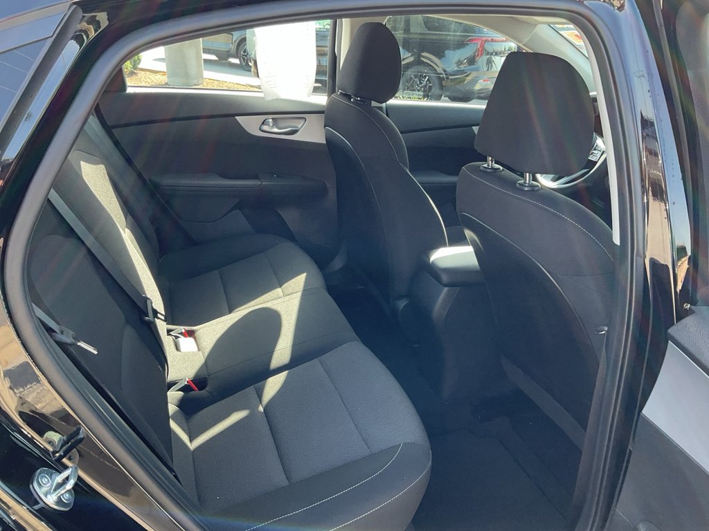 Used 2023 Aurora Black Kia LX image 12