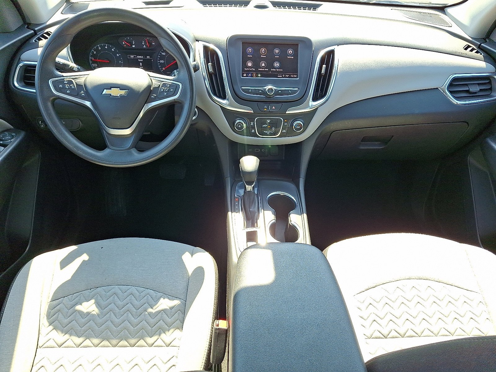 2023 Chevrolet Equinox LS - Photo 11