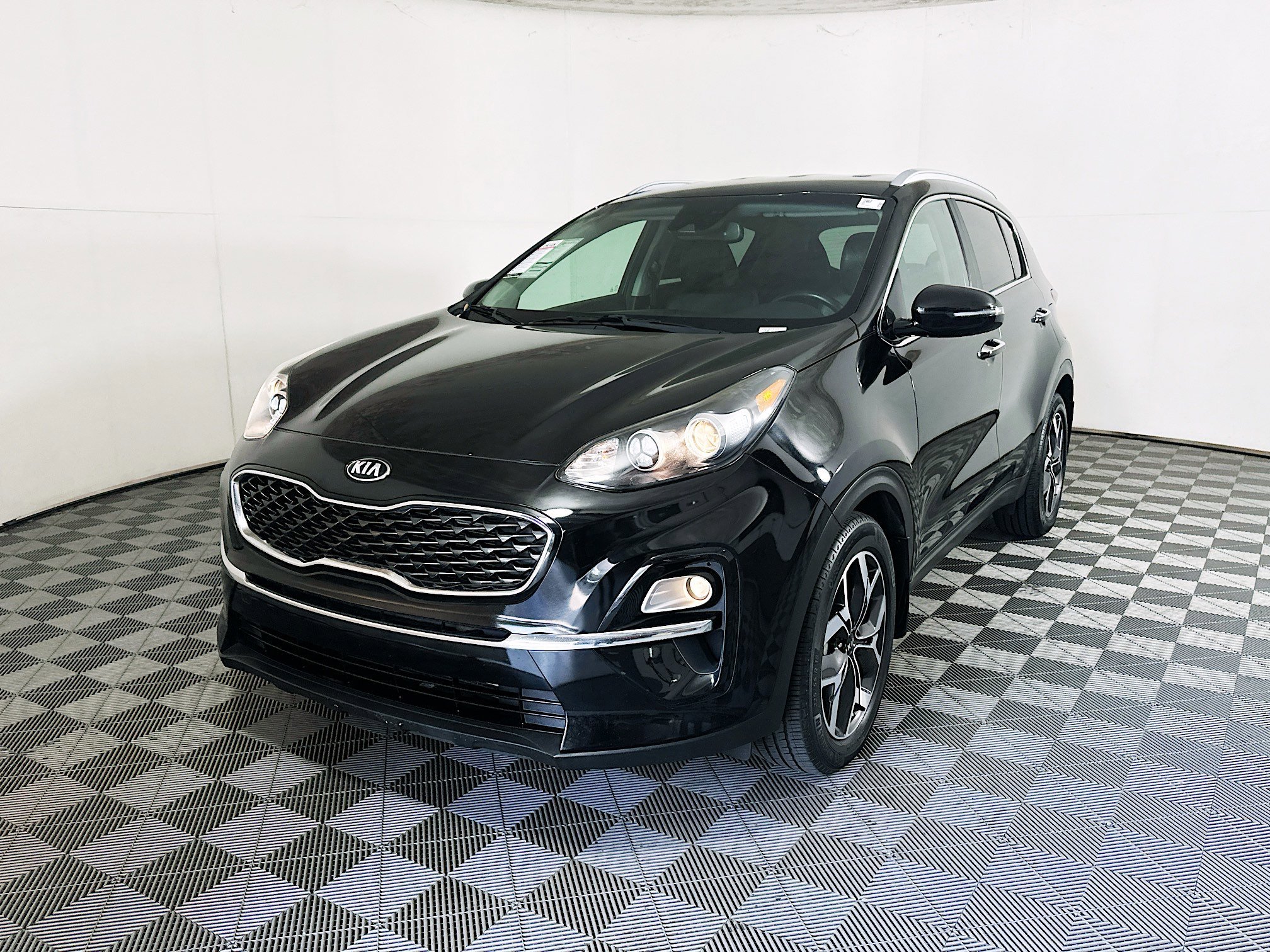 Used 2021 Black Cherry Kia EX image 7