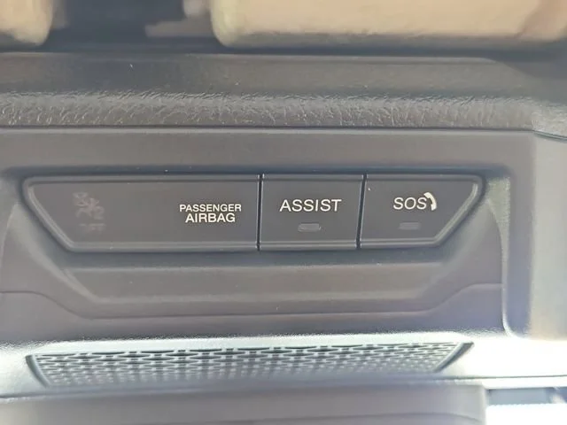Used 2024  Jeep Mojave image 33