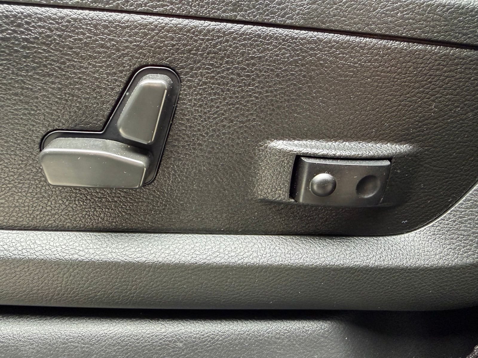 2023 RAM Ram 3500 Pickup Laramie - Photo 17