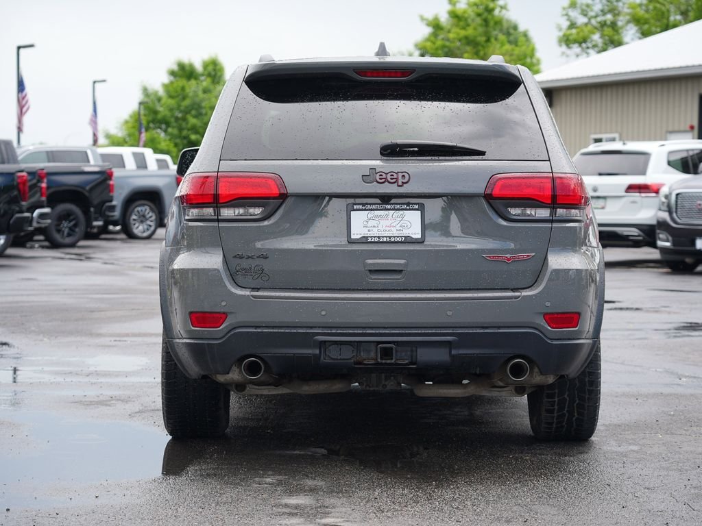 Used 2021 Gray Jeep Trailhawk image 4