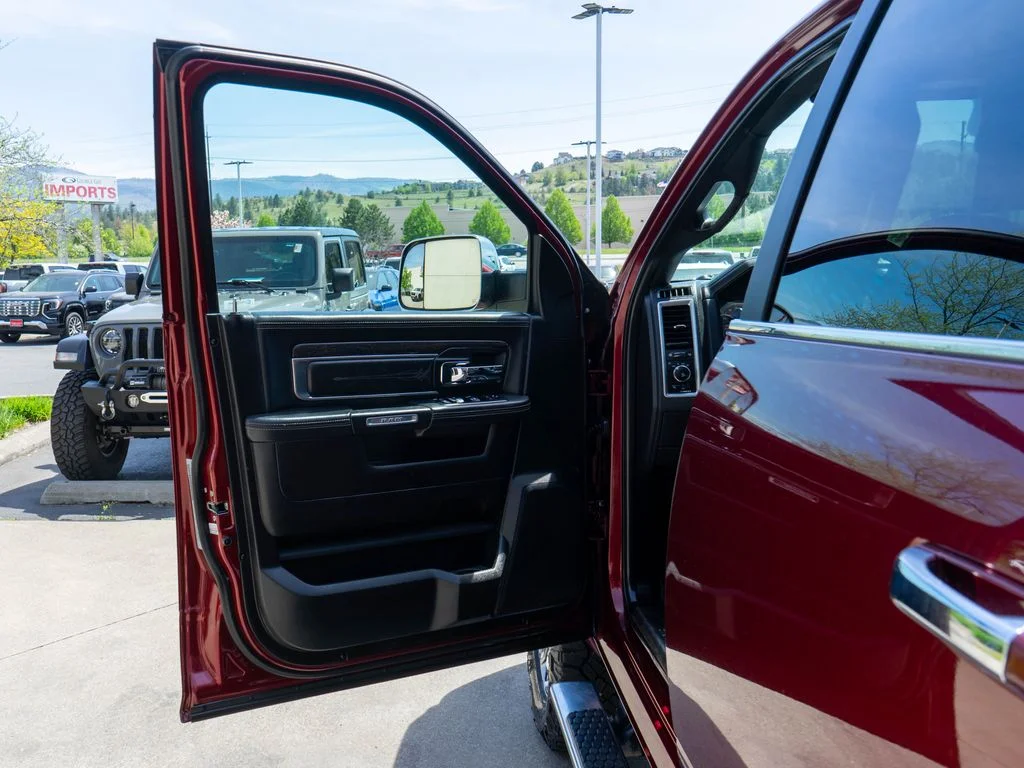 Used 2017 Red Ram Laramie Longhorn image 17