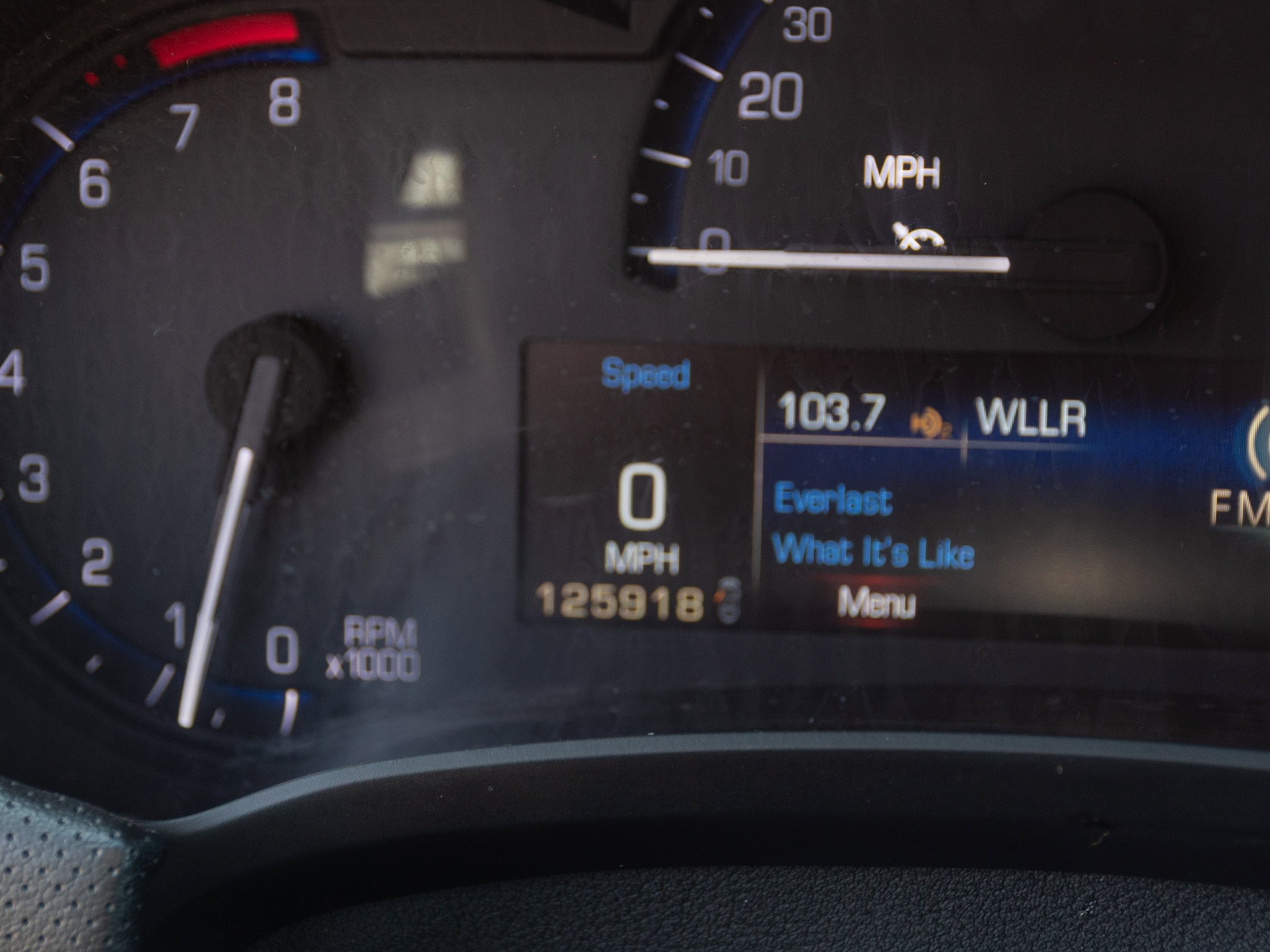 Used 2013 Graphite Metallic Cadillac Luxury image 3