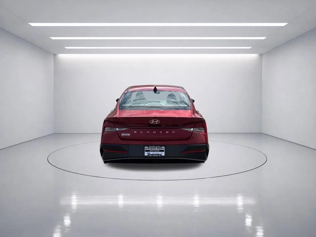 Used 2024 Ultimate Red Hyundai SEL image 19