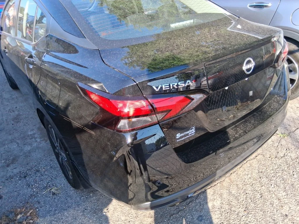 Used 2025 Black Nissan 1.6 SV image 7