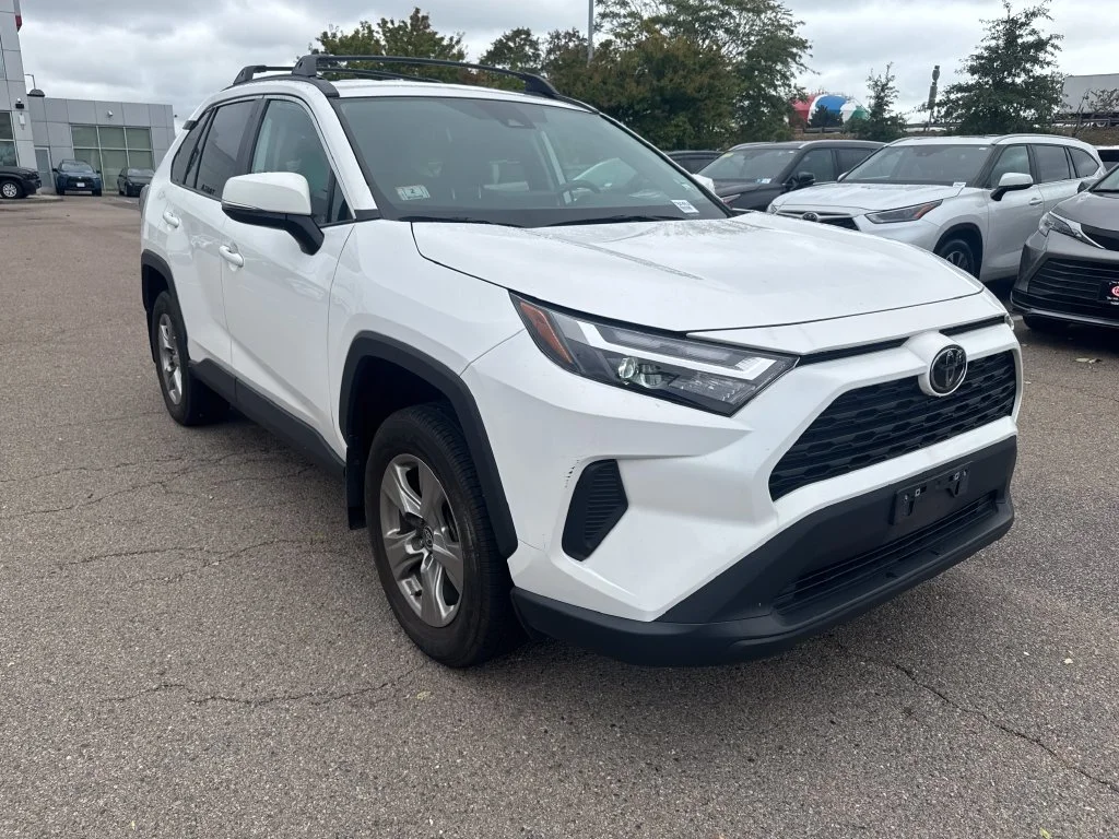 Used 2024 White Toyota XLE image 9