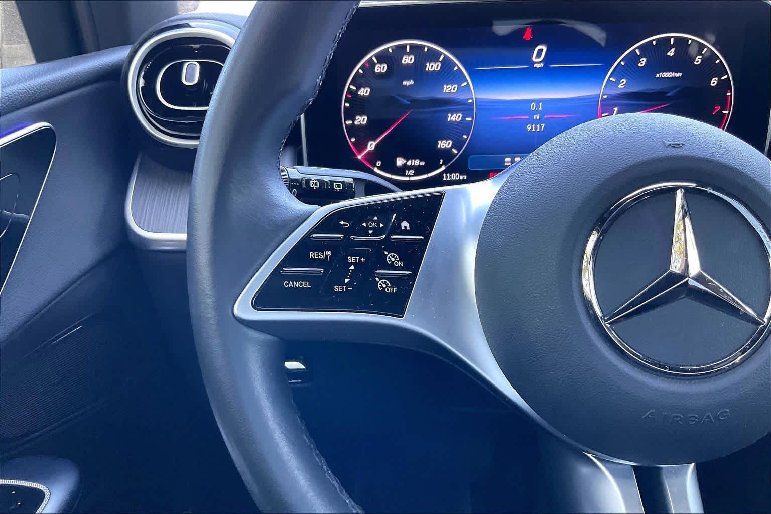 New 2026 Obsidian Black Metallic Mercedes-Benz GLC 300 image 23
