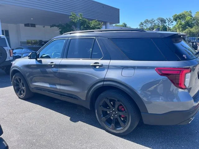 Used 2023 Gray Ford ST image 3