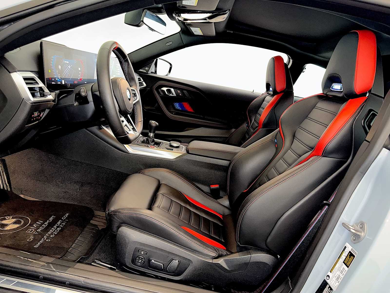 Used 2025 Brooklyn Grey Metallic BMW  image 9