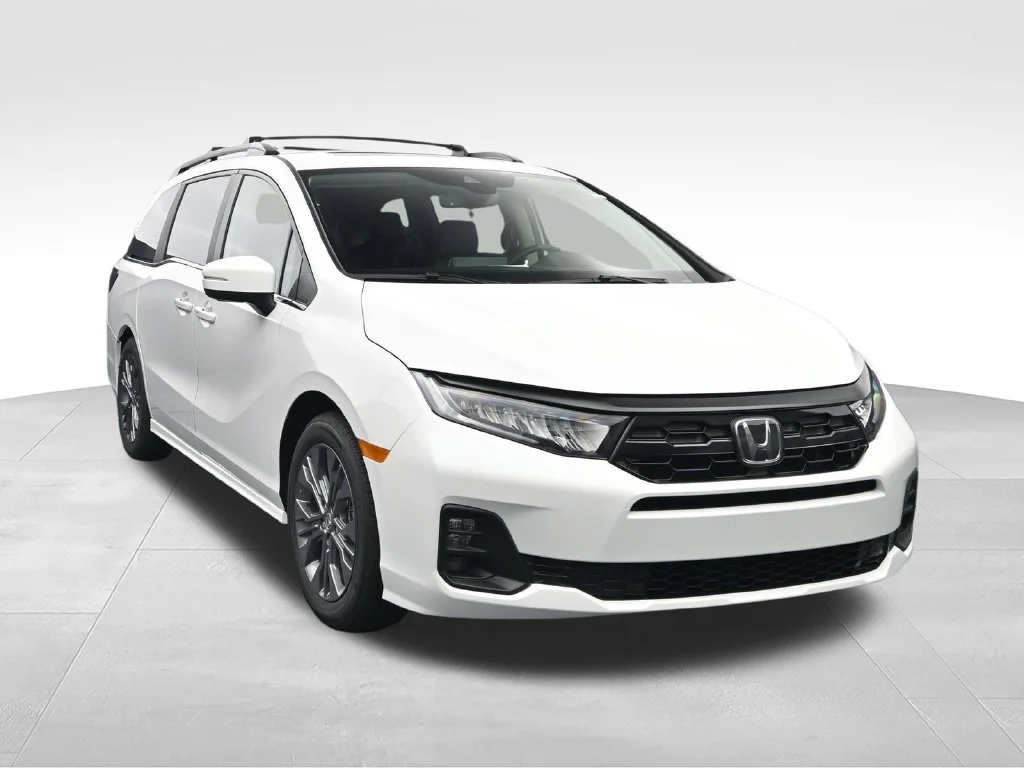 New 2027 Platinum White Pearl Honda Touring image 5