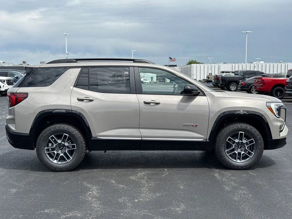 2026 GMC Terrain AT4 - Photo 11
