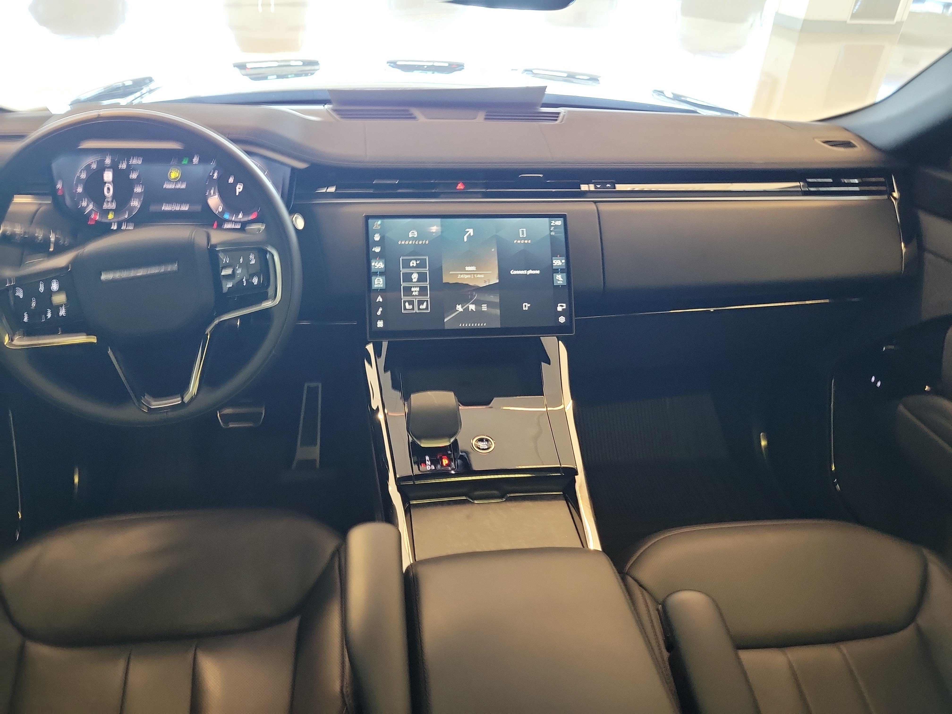 Used 2025 Eiger Grey Metallic Land Rover Dynamic SE image 18