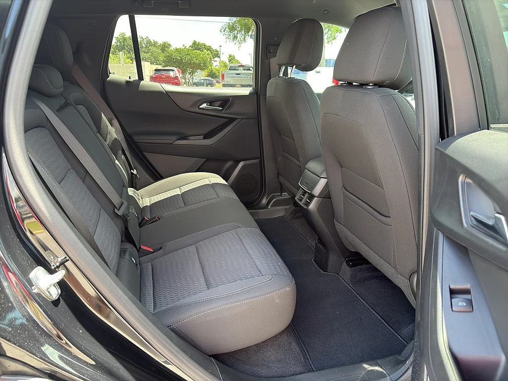 Used 2025 Mosaic Black Metallic Chevrolet  image 16