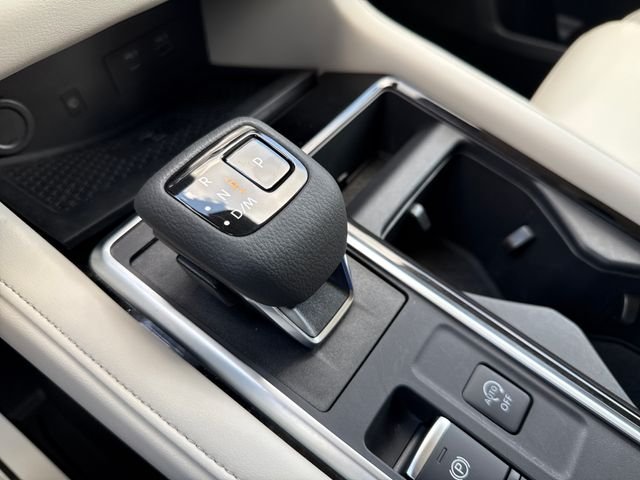 Used 2025 Gray Nissan SL image 23