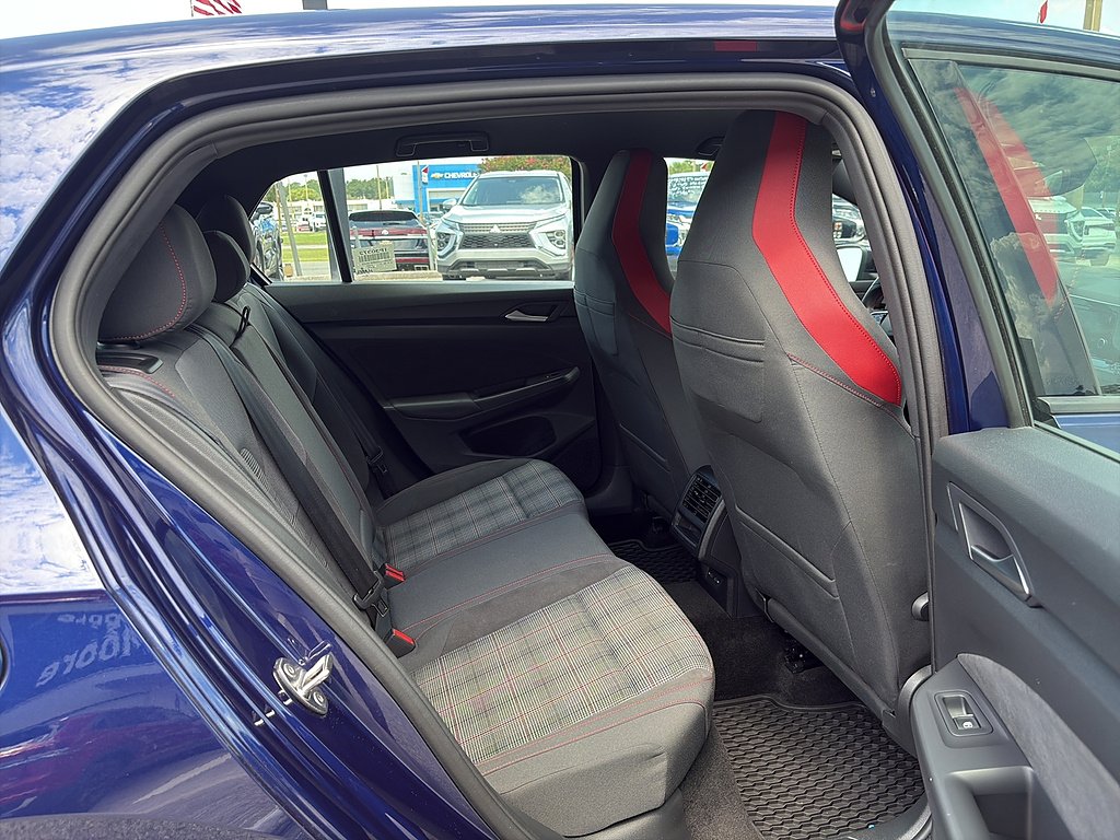 Used 2024 Atlantic Blue Metallic Volkswagen S 4dr Hatchback image 17