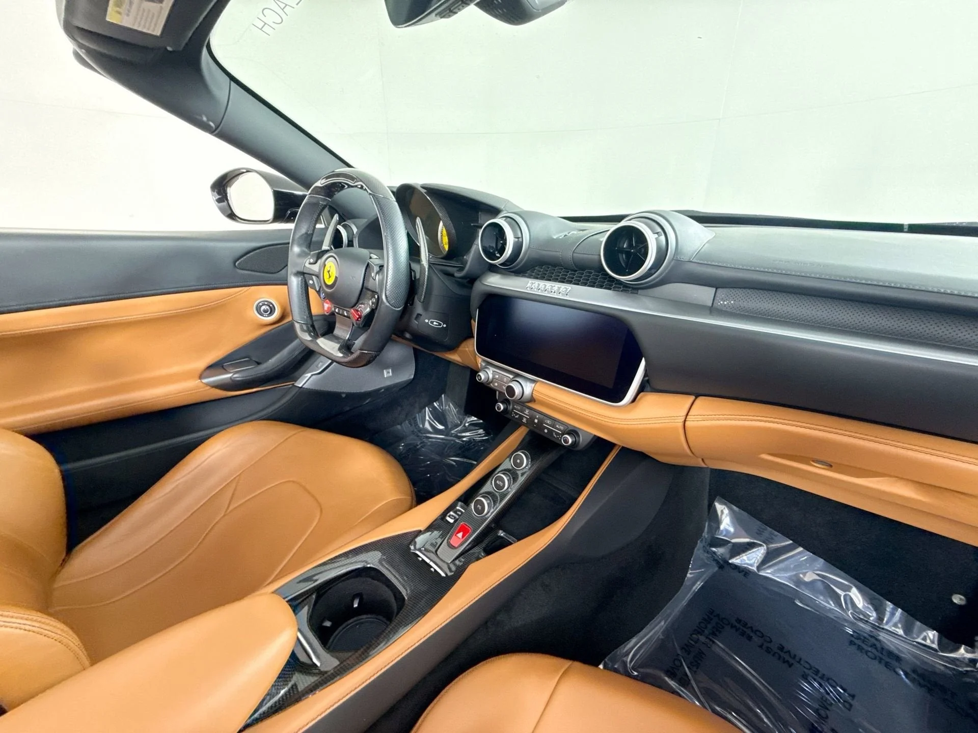 Certified Used 2019 Nero Ferrari Base image 26