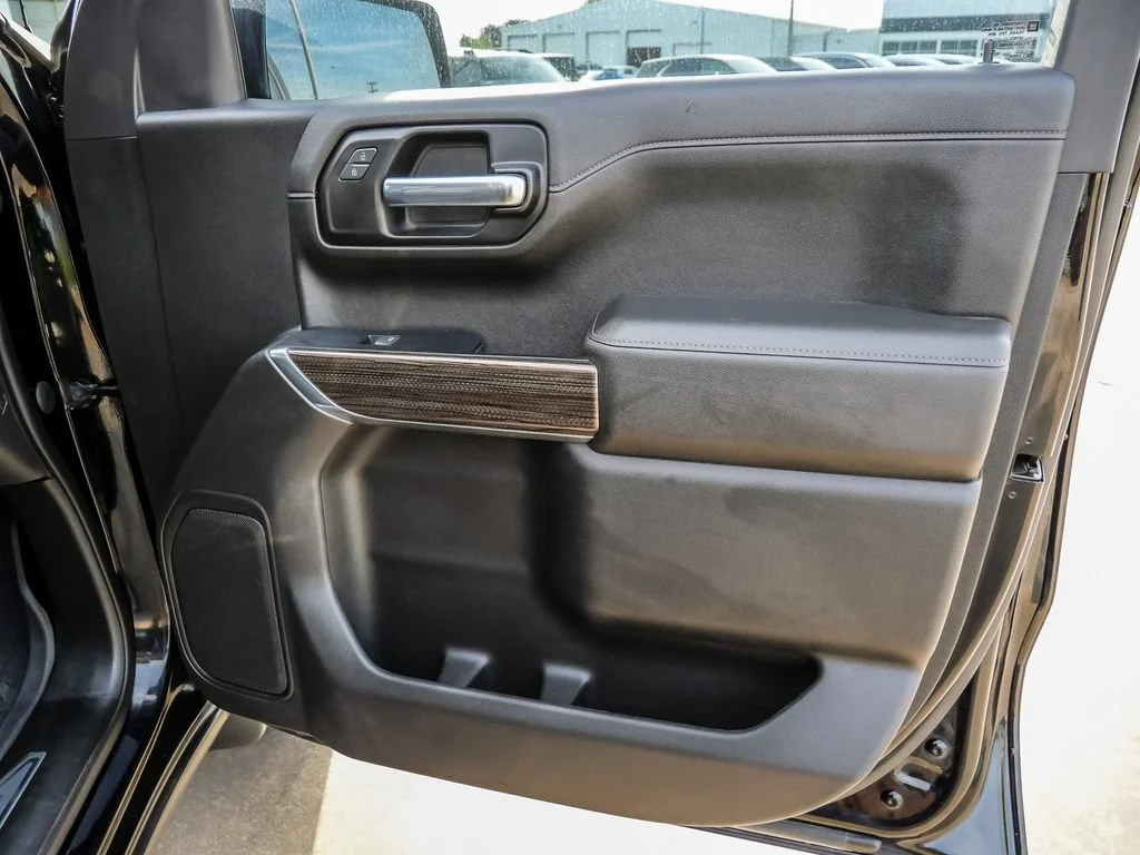 2022 Chevrolet Silverado 1500 Limited RST - Photo 18