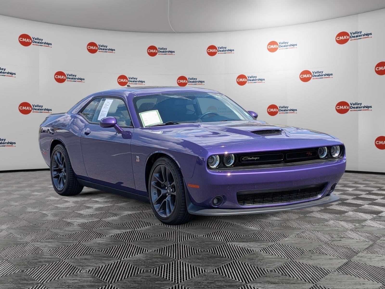 Used 2023 Plum Crazy Pearlcoat Dodge R/T Scat Pack image 3