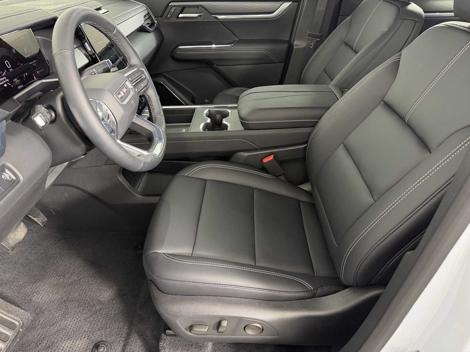 2026 GMC Acadia Elevation - Photo 7