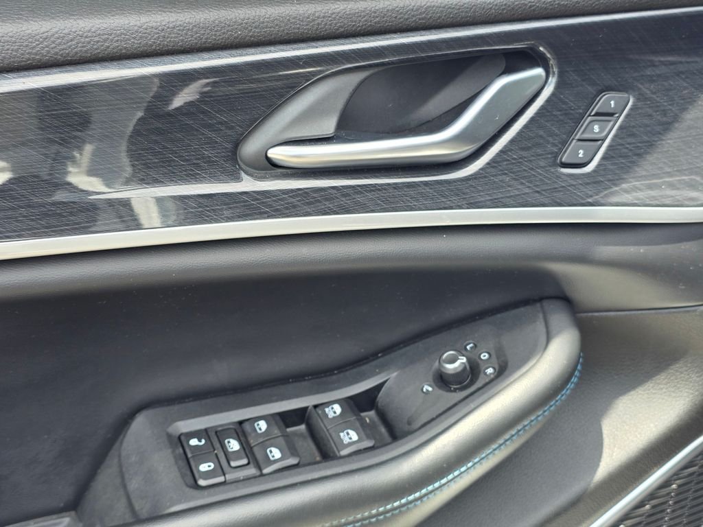 Certified Used 2022 White Jeep Trailhawk 4xe image 14