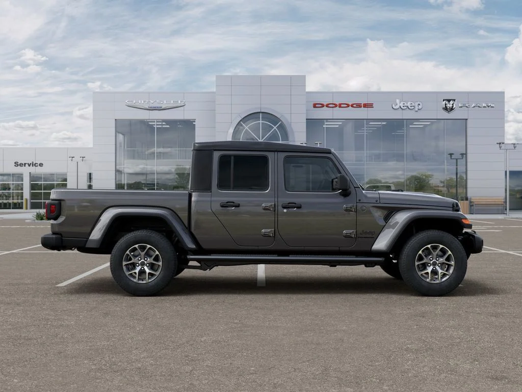 New 2026 Granite Crystal Metallic Clearcoat Jeep Sport S image 22