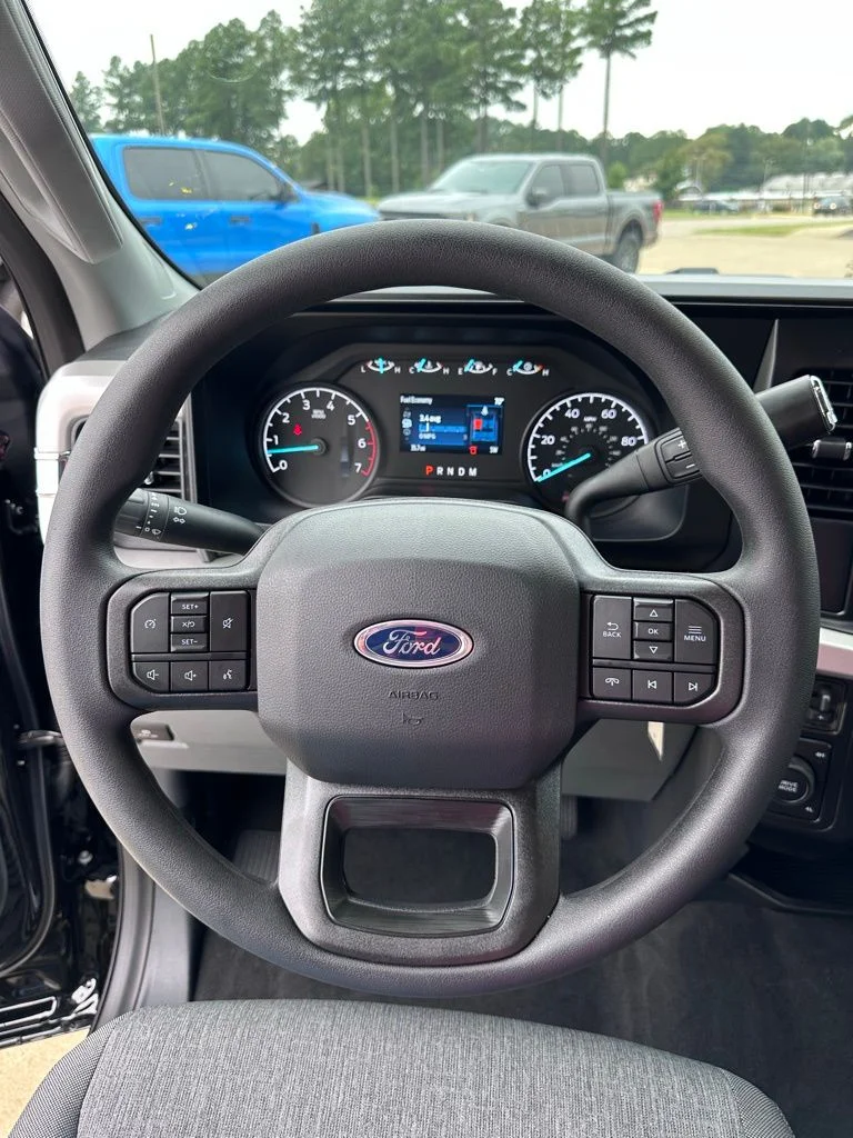 2026 Ford F-250 Super Duty XL - Photo 13