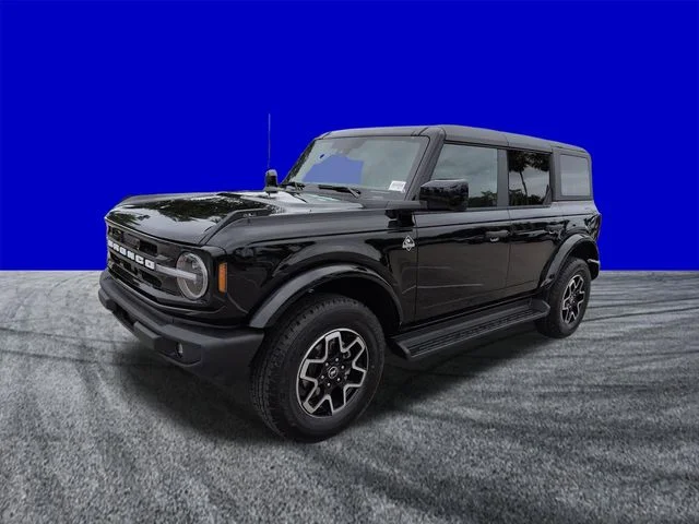 New 2026 Shadow Black Ford Outer Banks® image 8