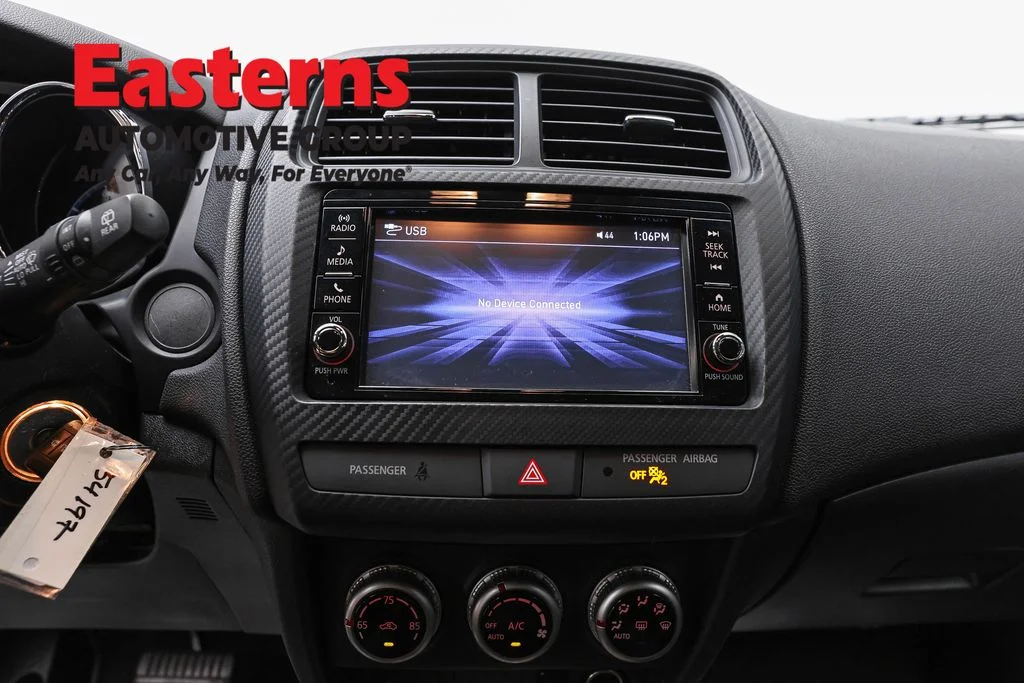 Used 2024 Gray Mitsubishi 2.0 ES image 12