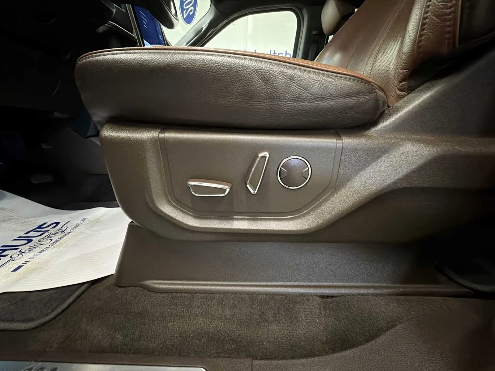 Used 2022 Agate Black Metallic Ford King Ranch image 14
