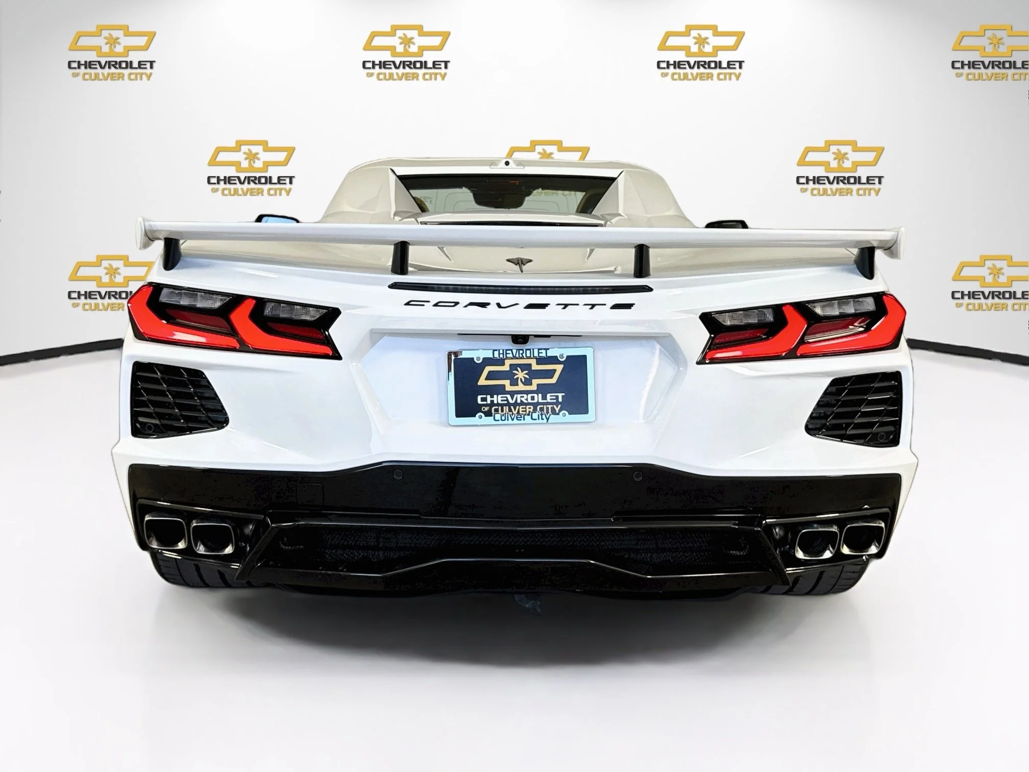 Used 2026 Arctic White Chevrolet 2LT image 7