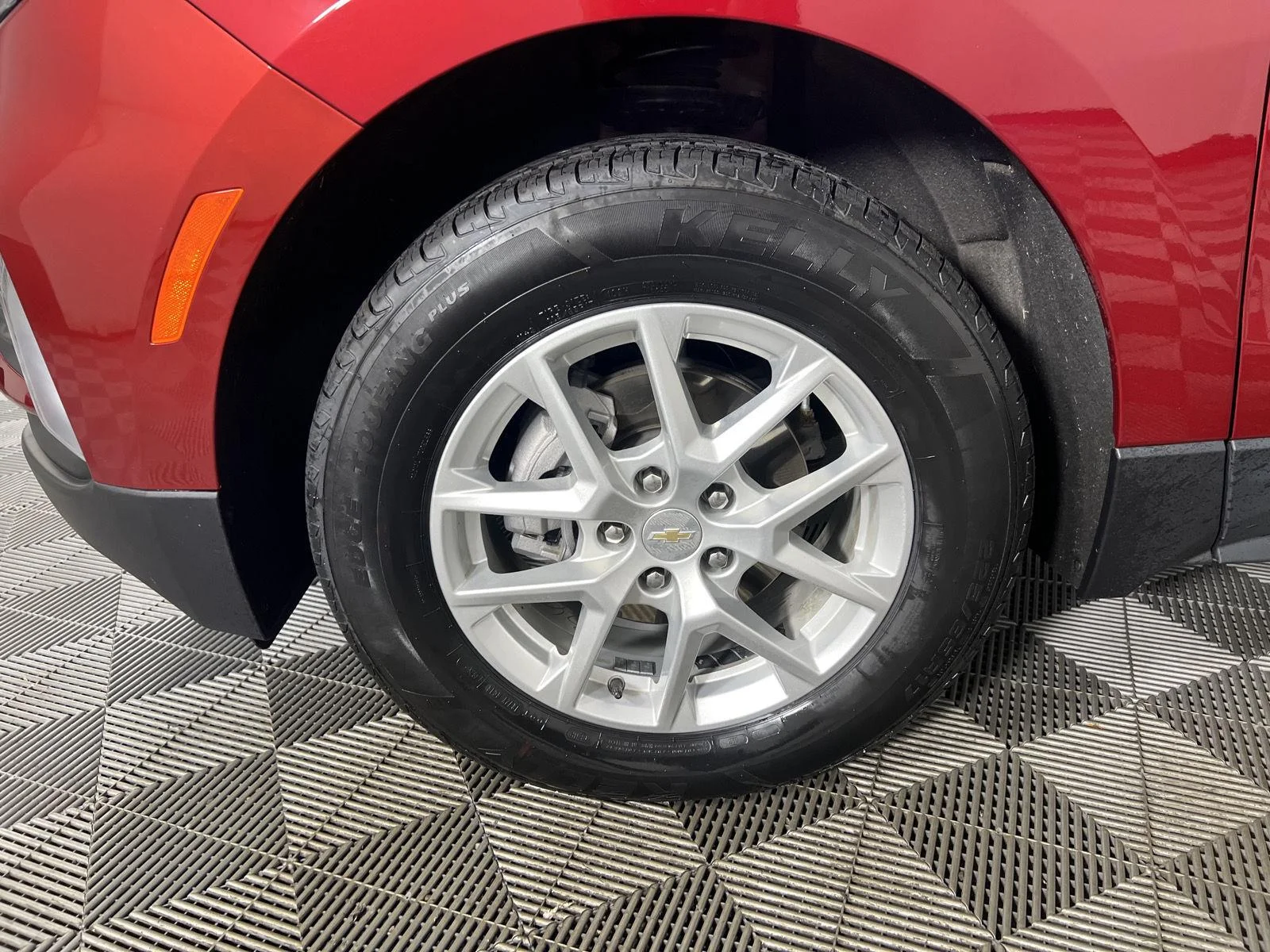 Used 2024 Radiant Red Tintcoat Chevrolet LT image 29
