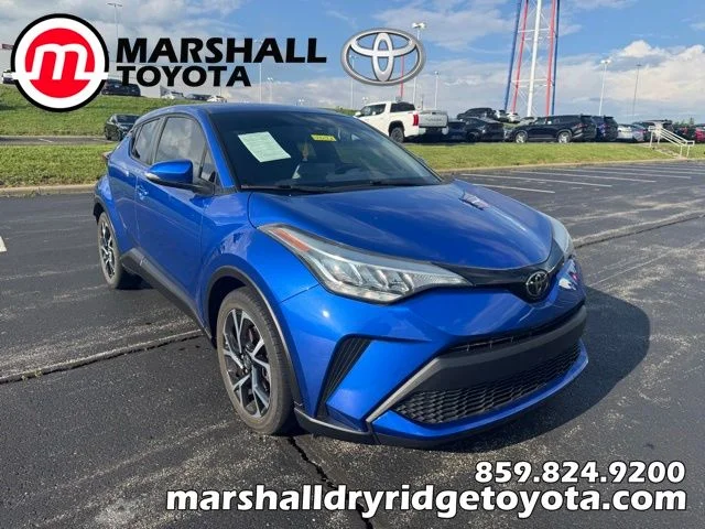 2021 Toyota C-HR XLE's photo