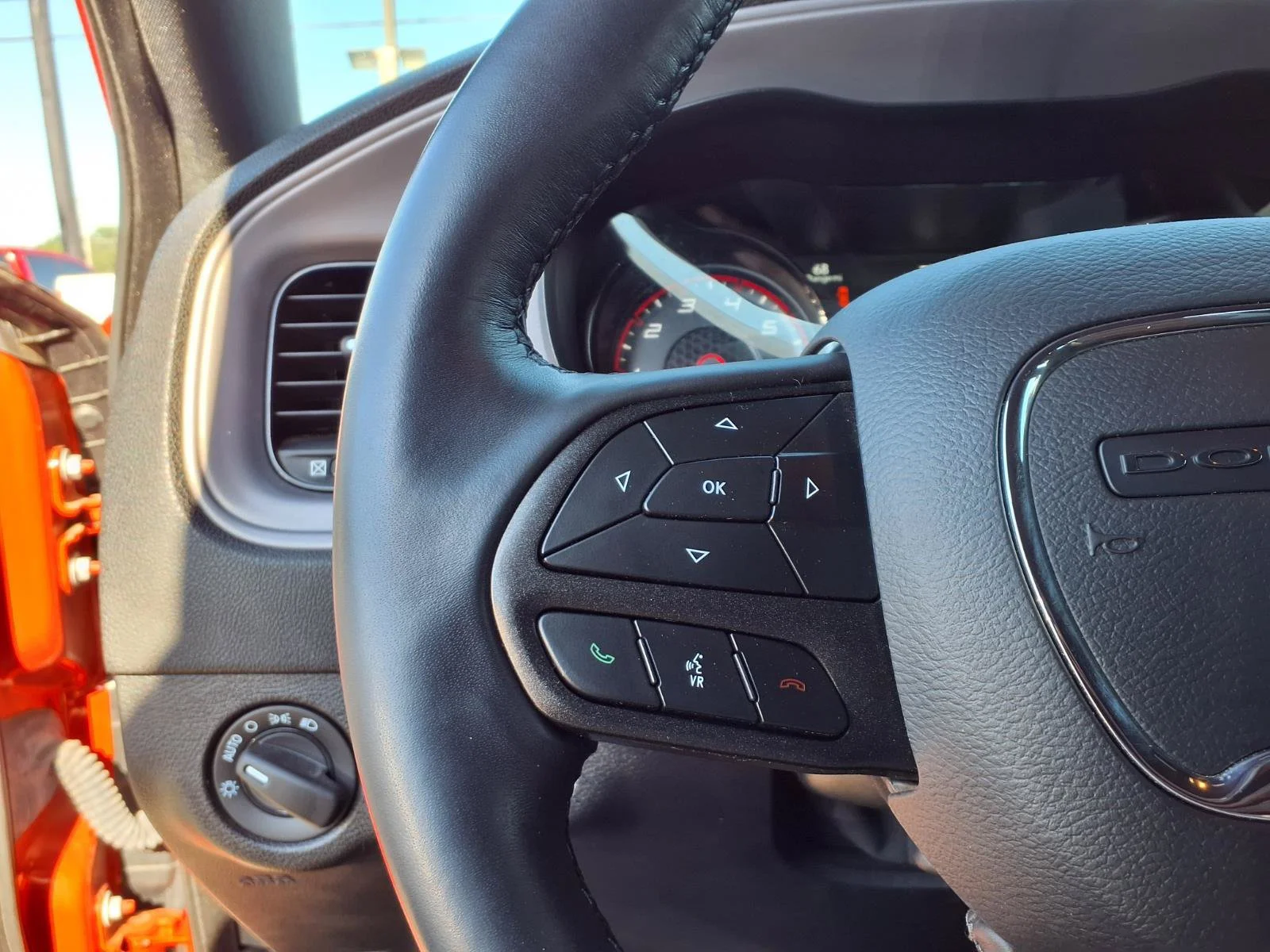 Used 2023 Torred Clearcoat Dodge SXT image 11