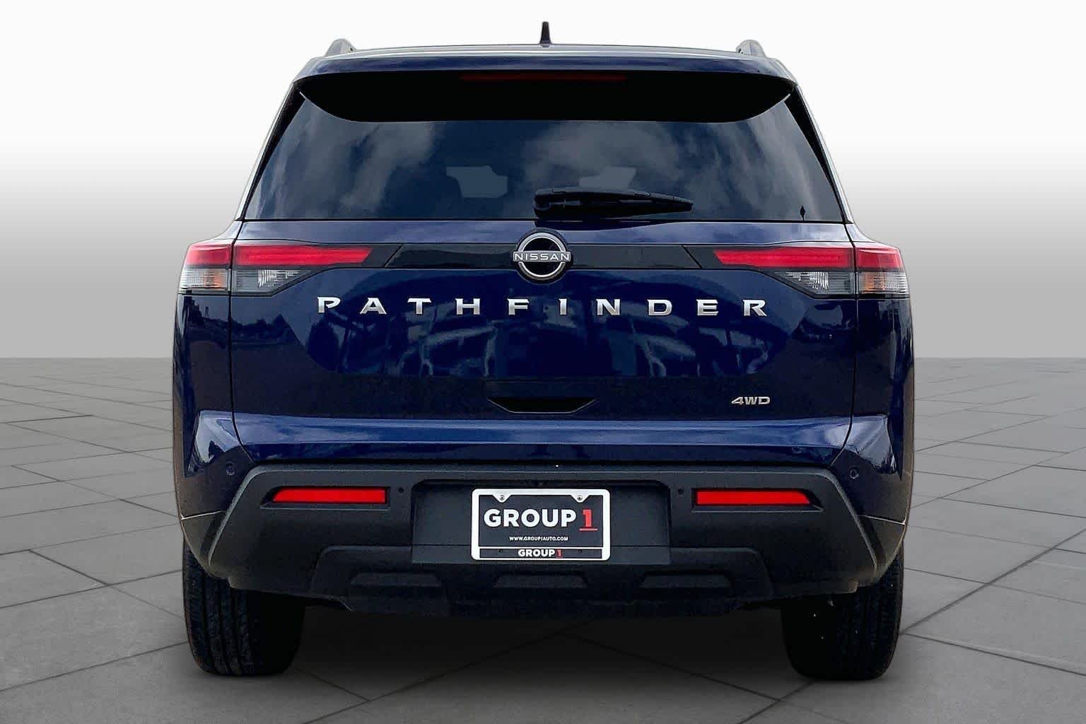 Used 2025 Deep Ocean Blue Pearl Nissan SV image 5