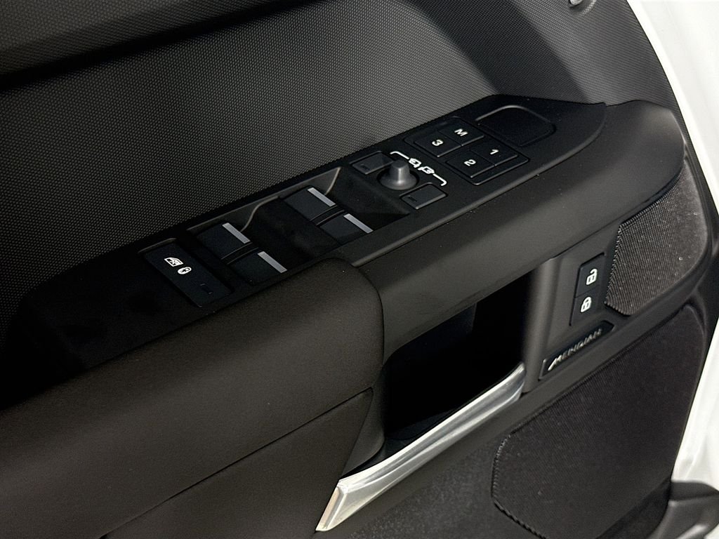 Certified Used 2025 Gray Land Rover S image 20