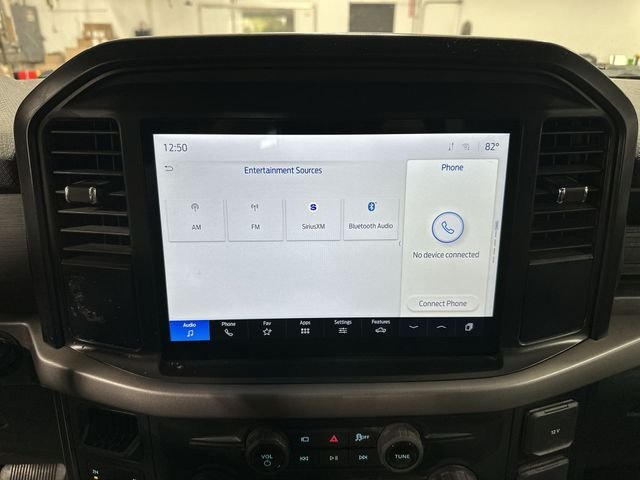 Used 2025 White Ford XL image 16
