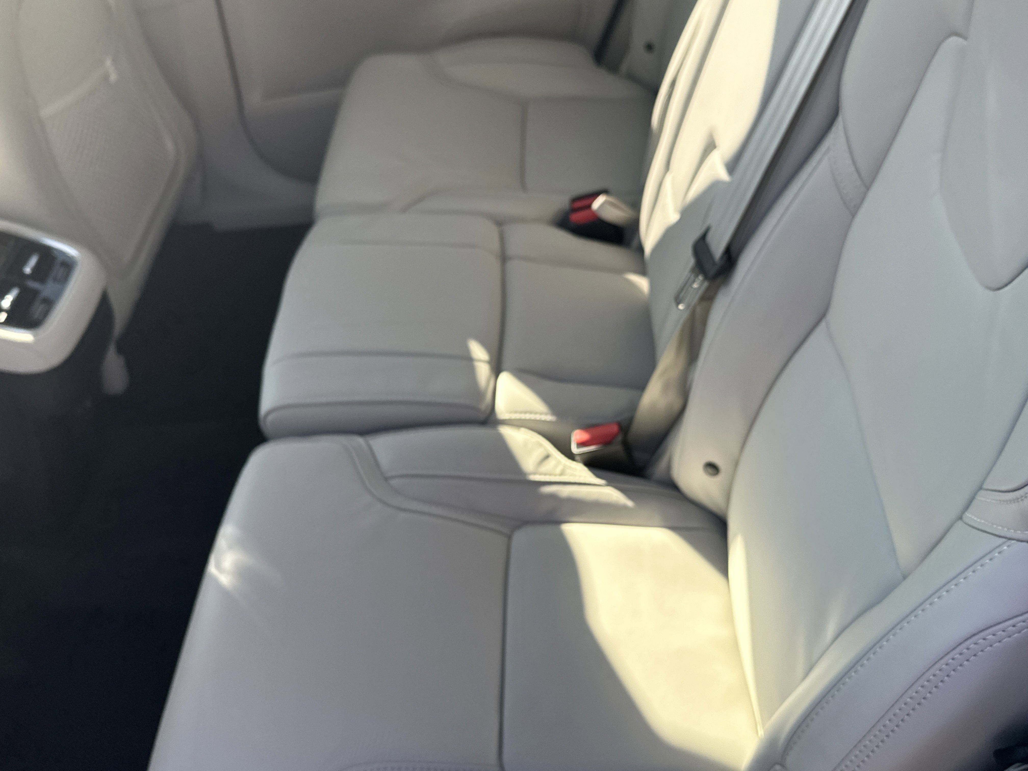 2026 Volvo XC90 Ultra - Photo 11