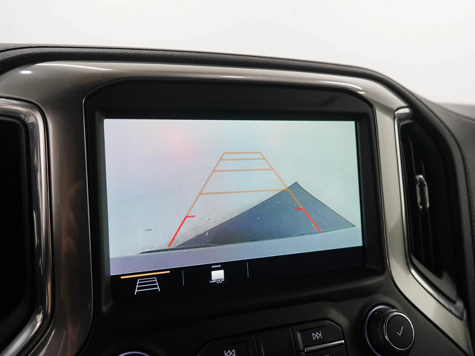 Used 2019 Satin Steel Metallic Chevrolet RST image 29