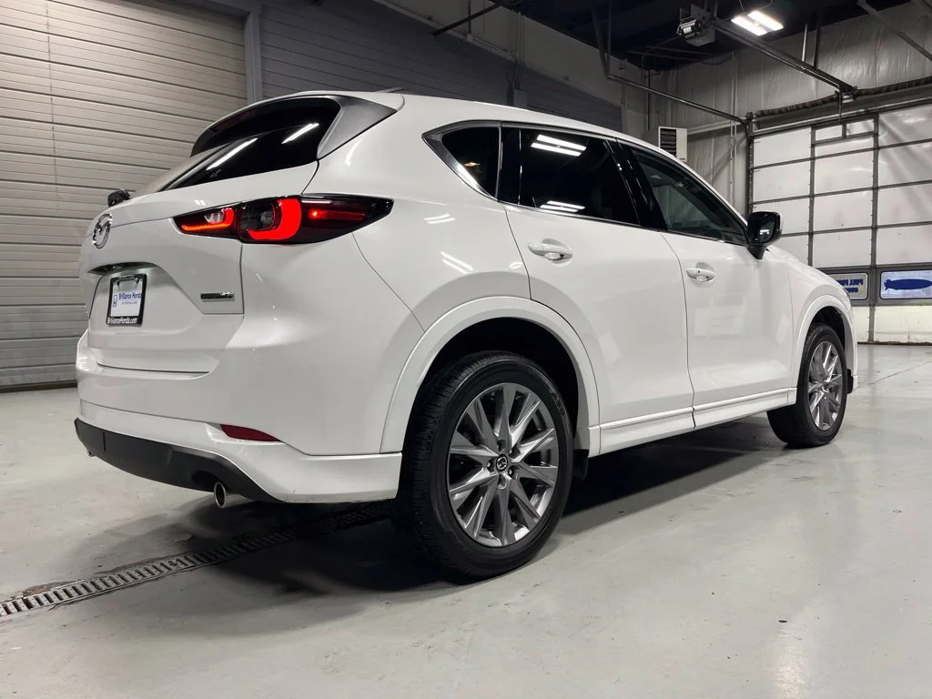 Used 2024 White Metallic Mazda 2.5 S Premium Plus Package image 7