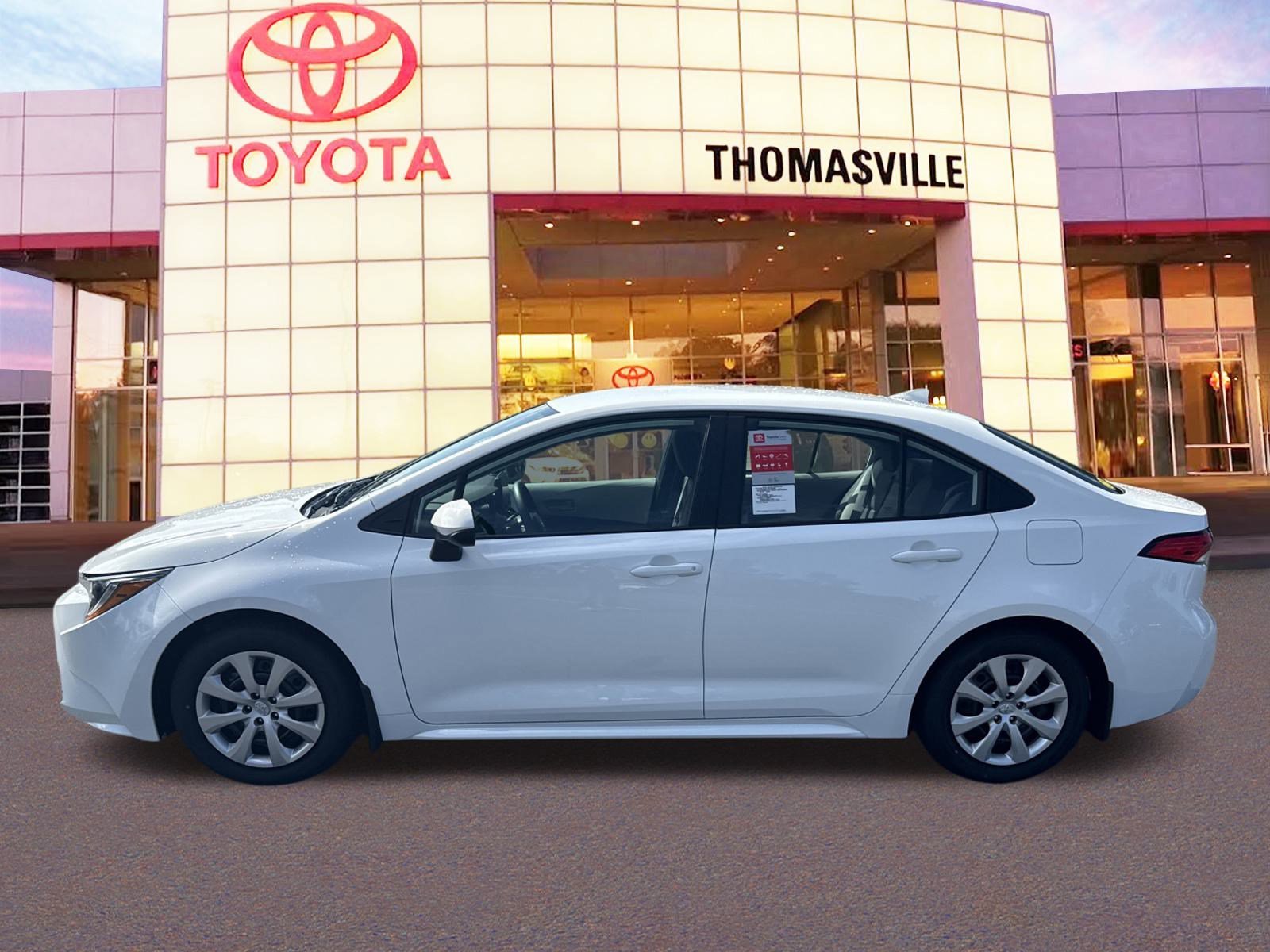 Used 2025  Toyota  image 8